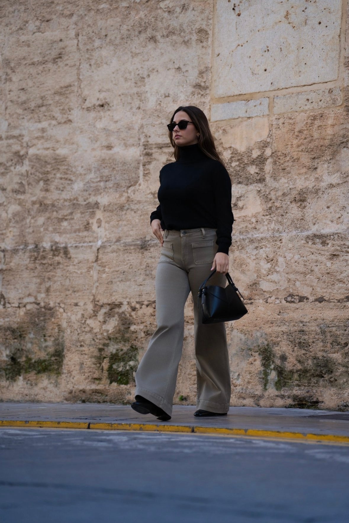 Pantalón wide leg beige topo